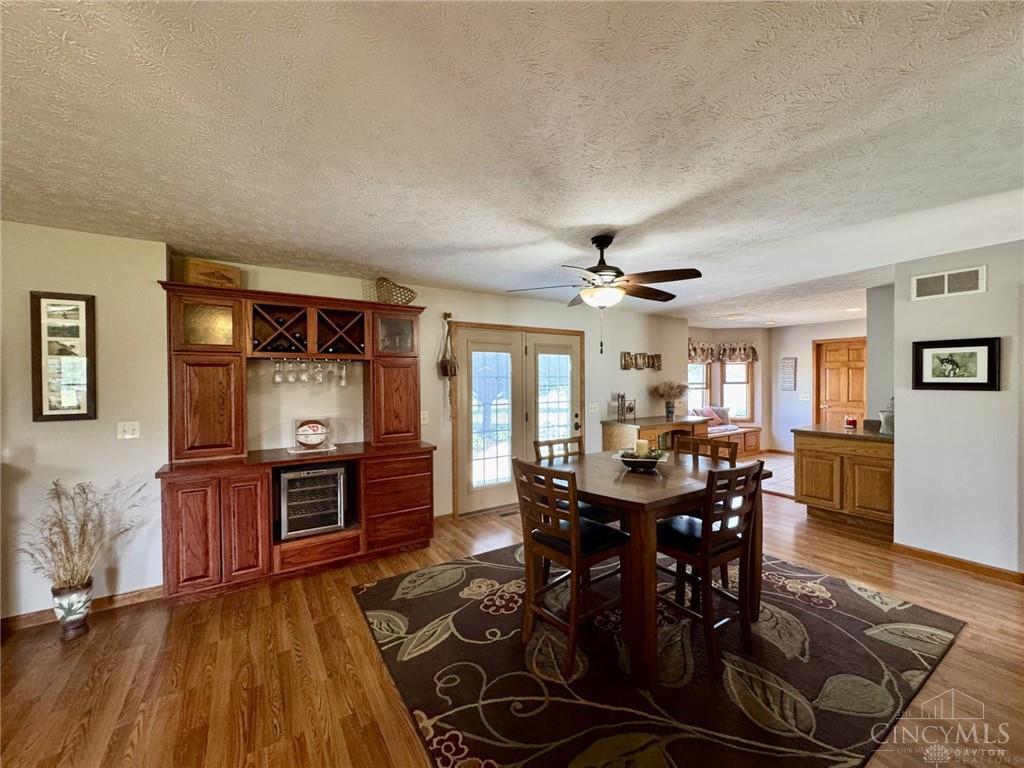 2950 S Clayton