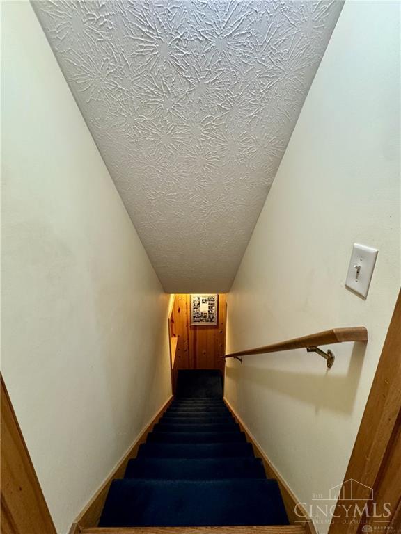 2950 S Clayton