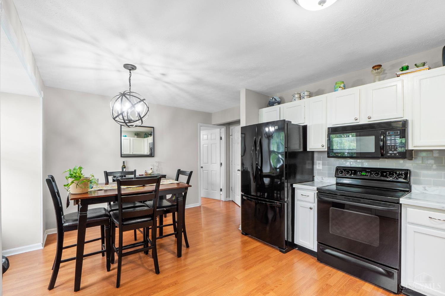 5940 Snider Cove