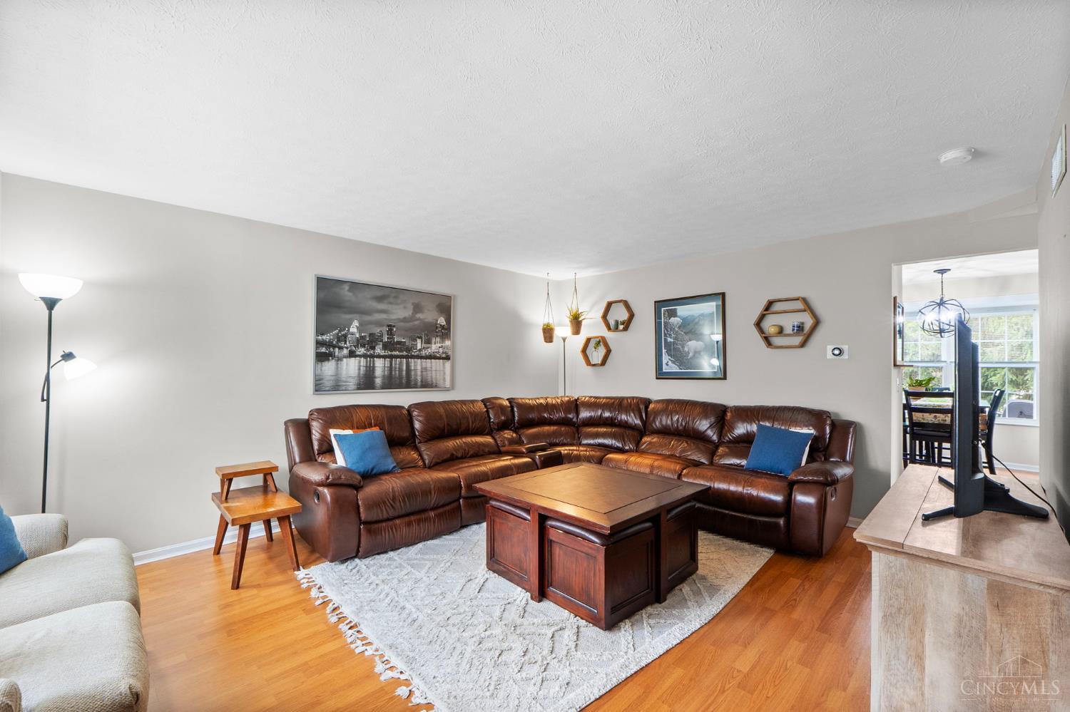 5940 Snider Cove