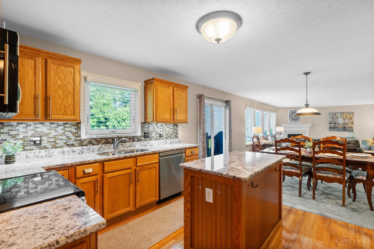 6975 Summer Field Drive