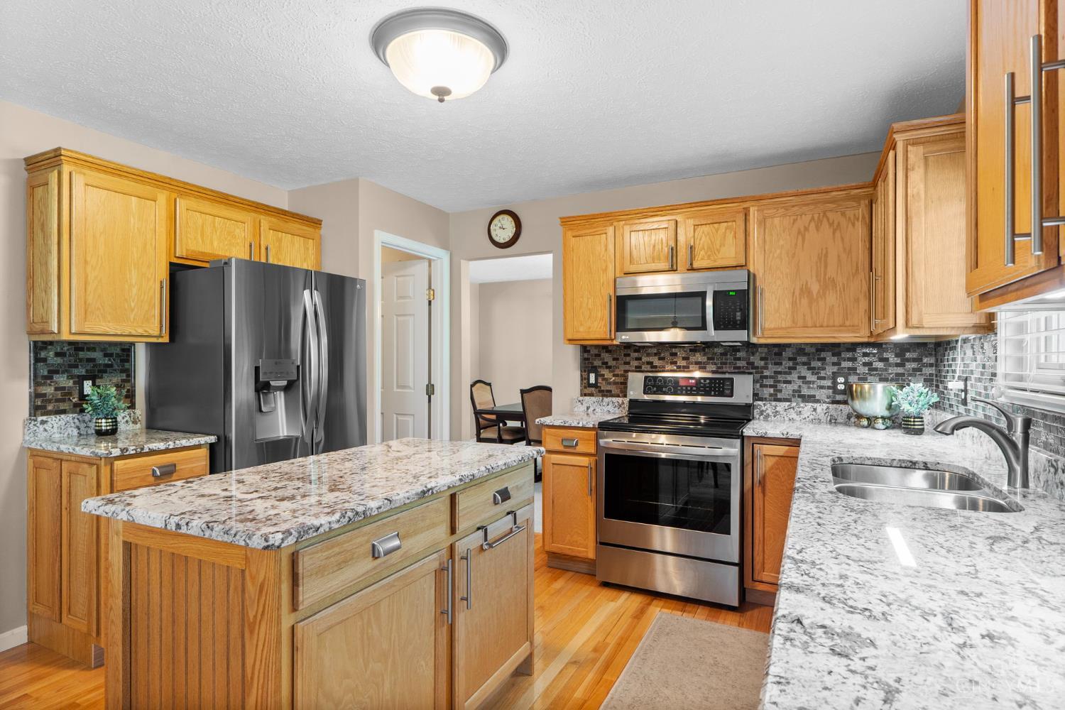 6975 Summer Field Drive