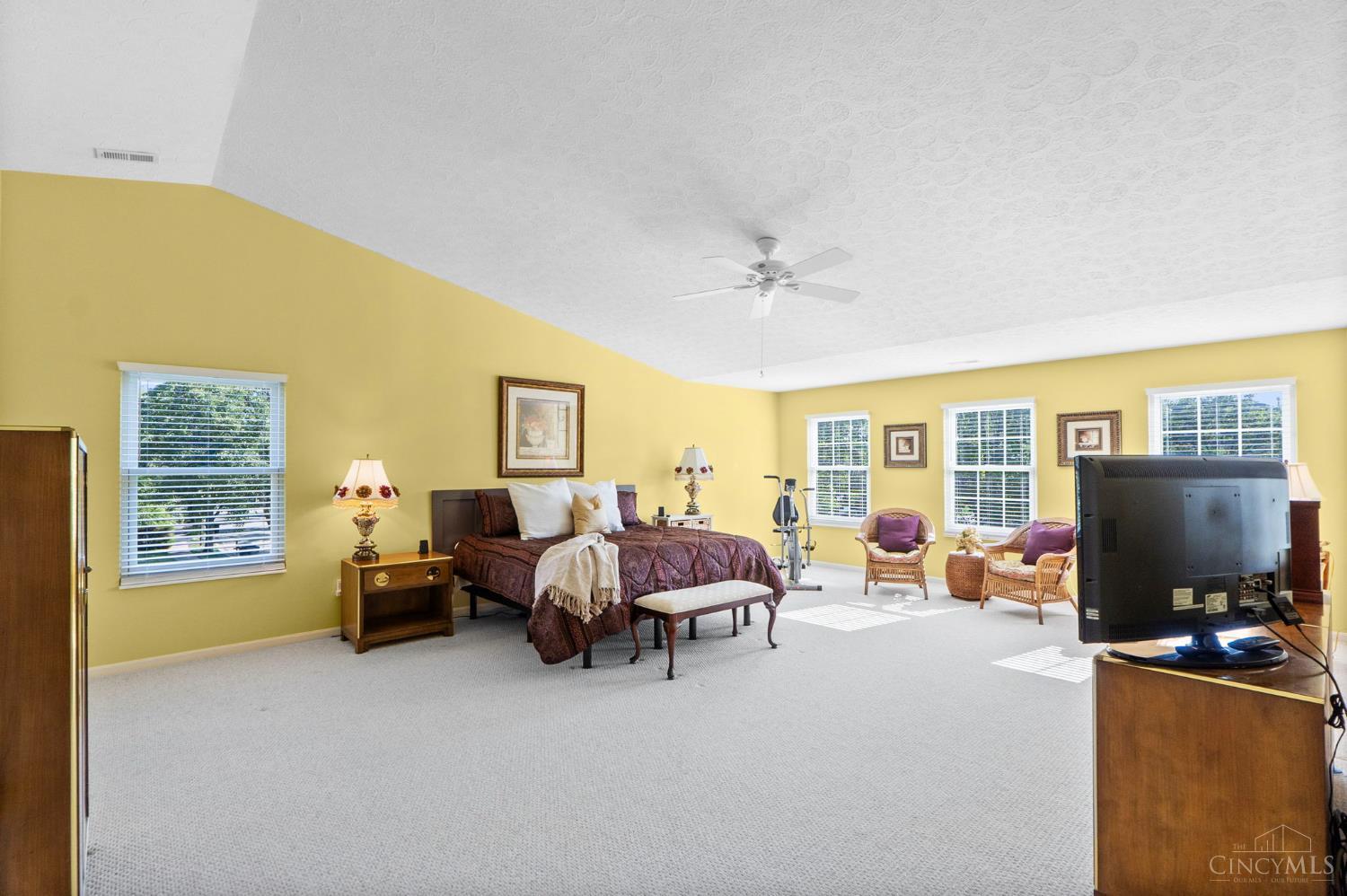 6975 Summer Field Drive