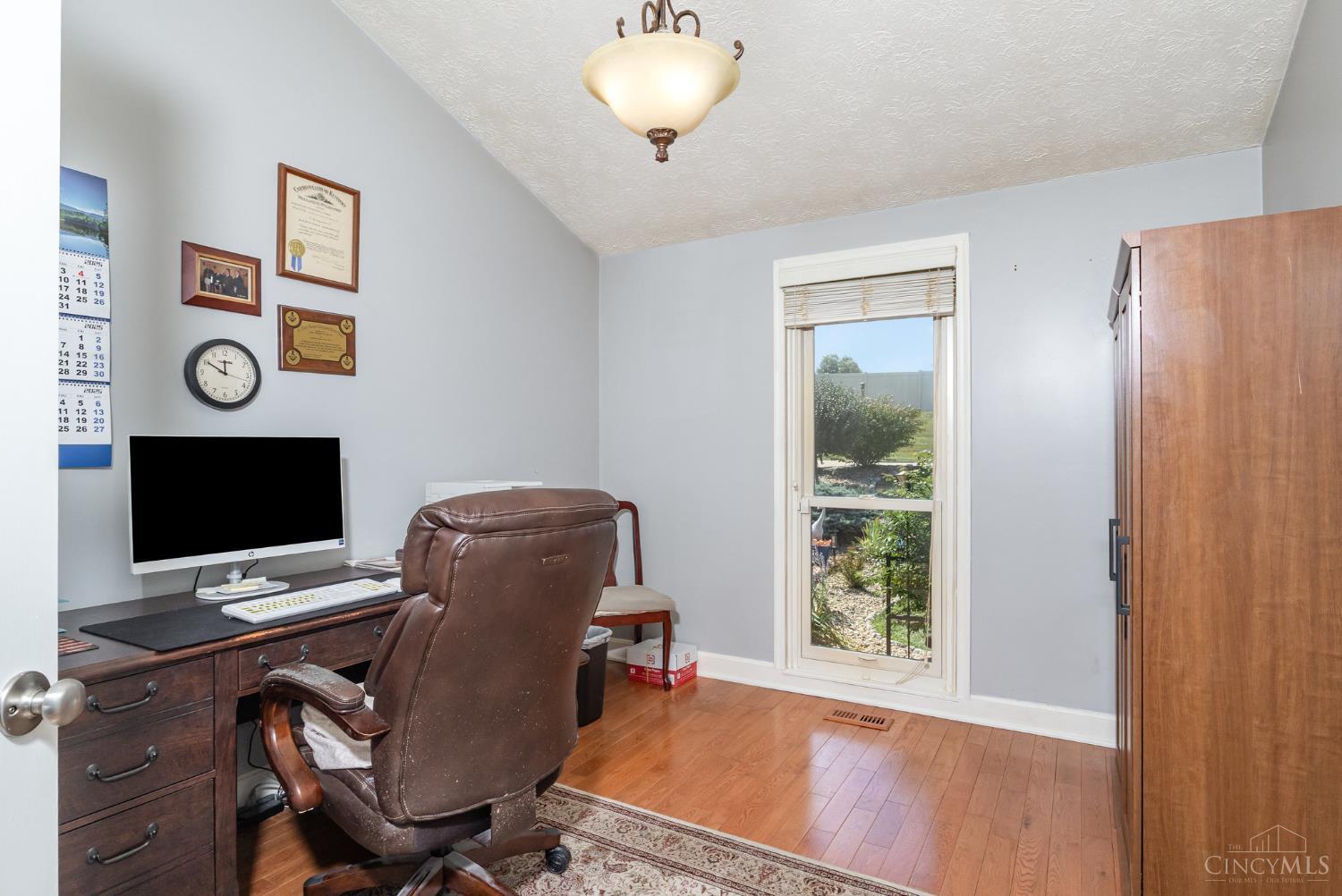 2933 Gilligan Avenue