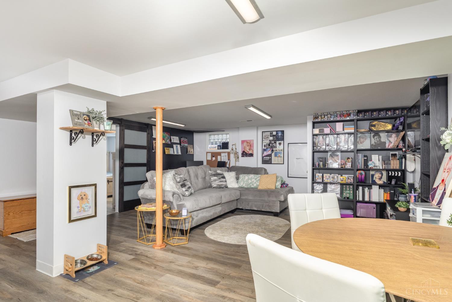 2933 Gilligan Avenue