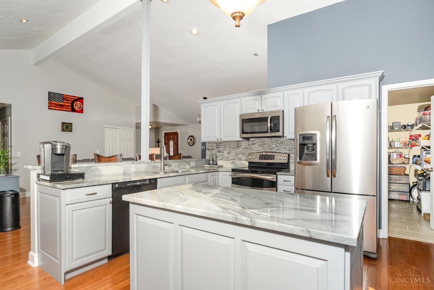 2933 Gilligan Avenue