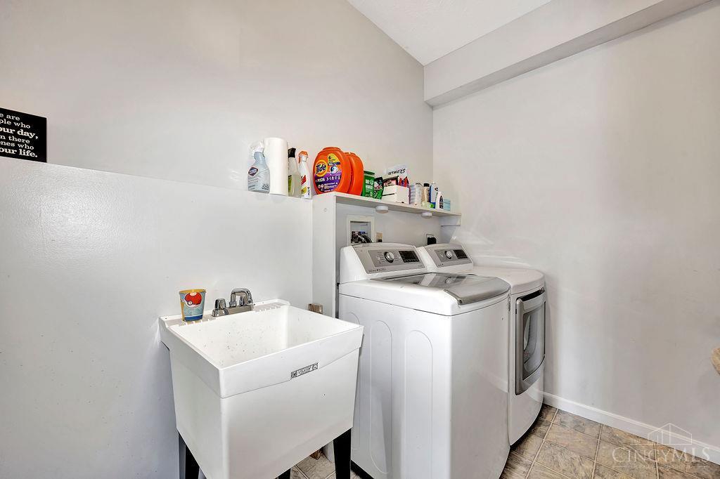 1449 Arrowhead Court