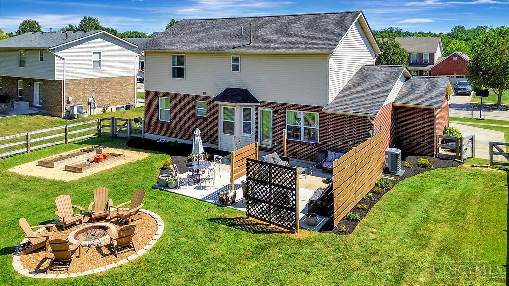 1449 Arrowhead Court