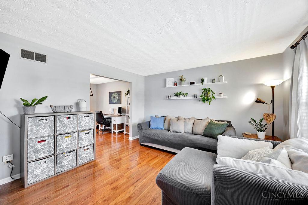 1449 Arrowhead Court