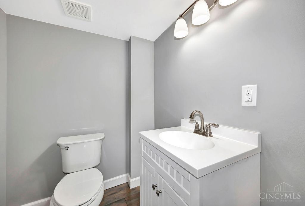 1449 Arrowhead Court