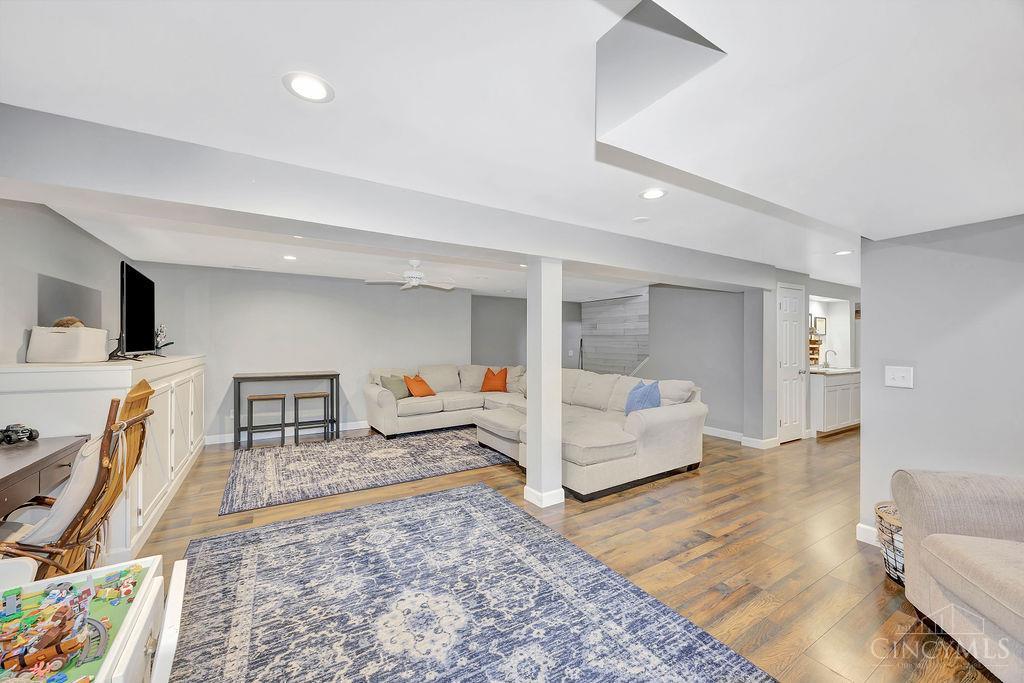 1449 Arrowhead Court