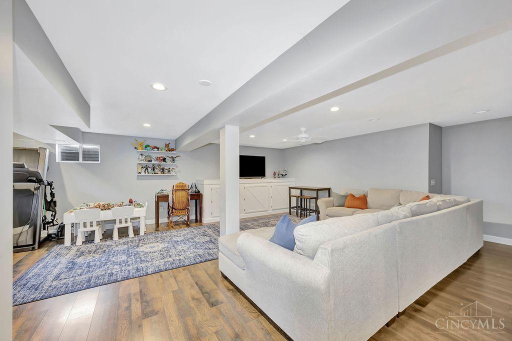 1449 Arrowhead Court