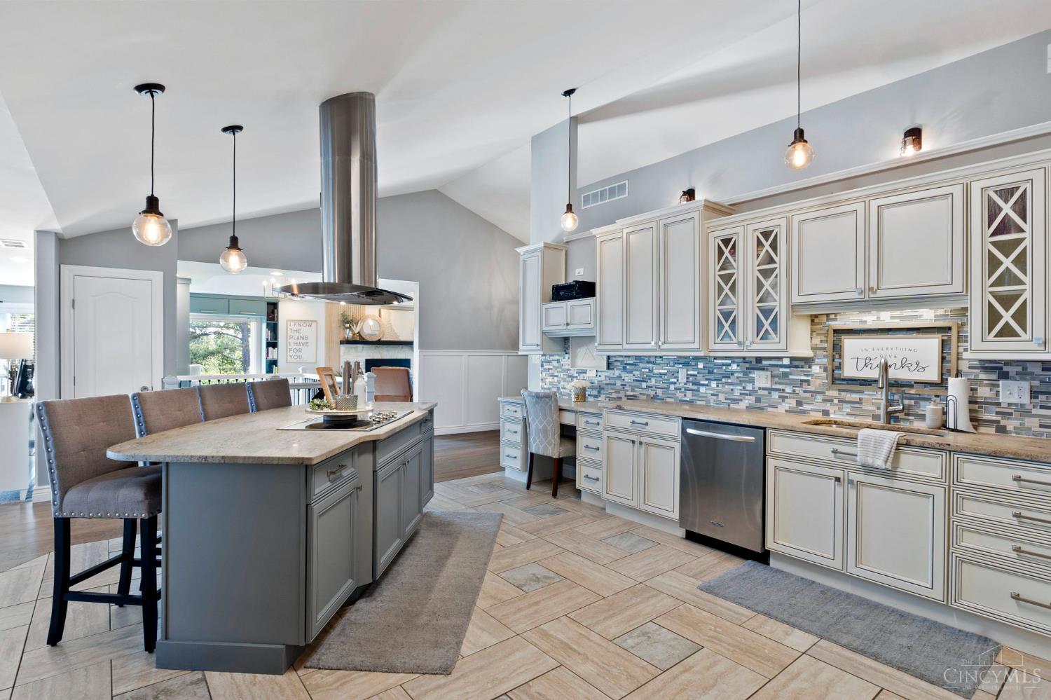 5241 Hamilton Mason Drive