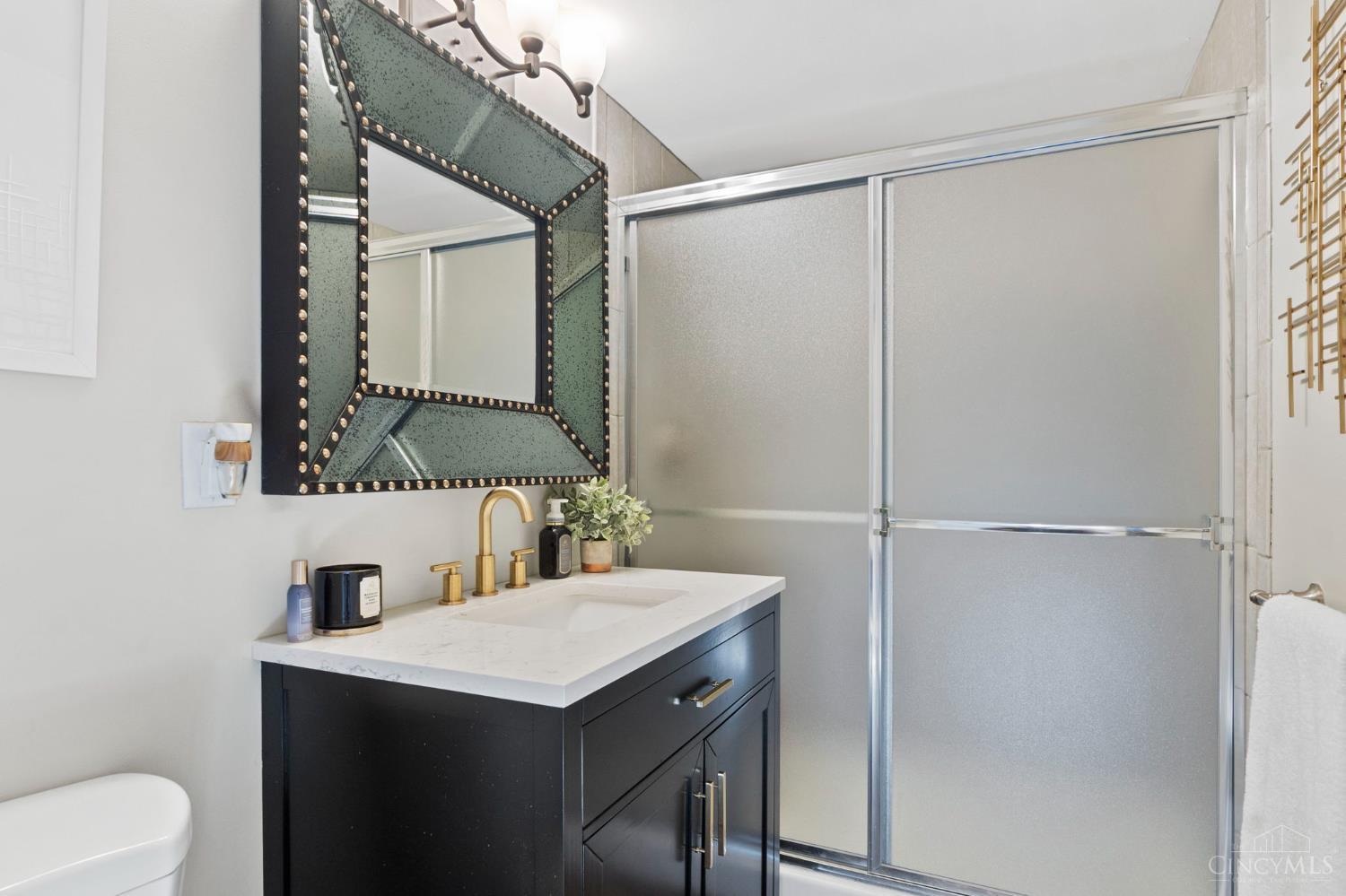 5241 Hamilton Mason Drive
