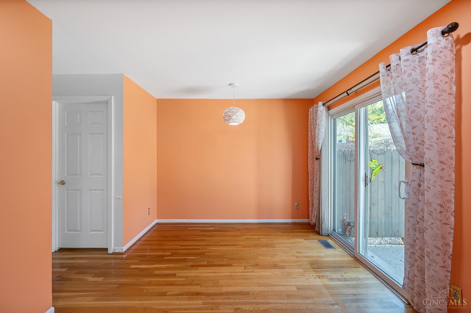 9141 Dominion Circle