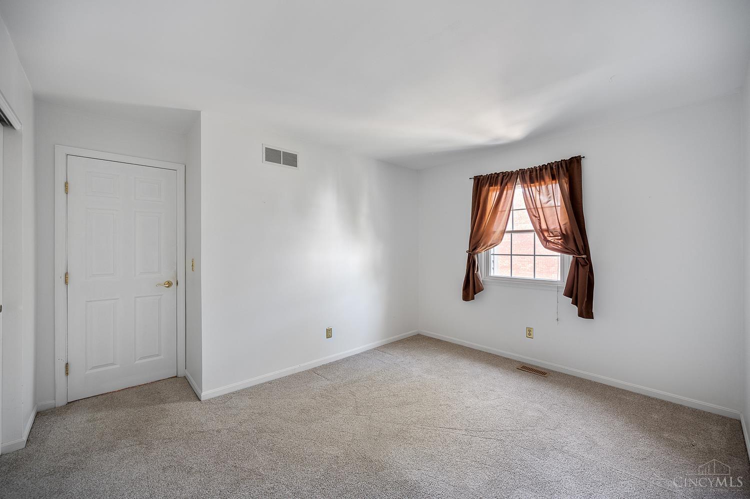 9141 Dominion Circle