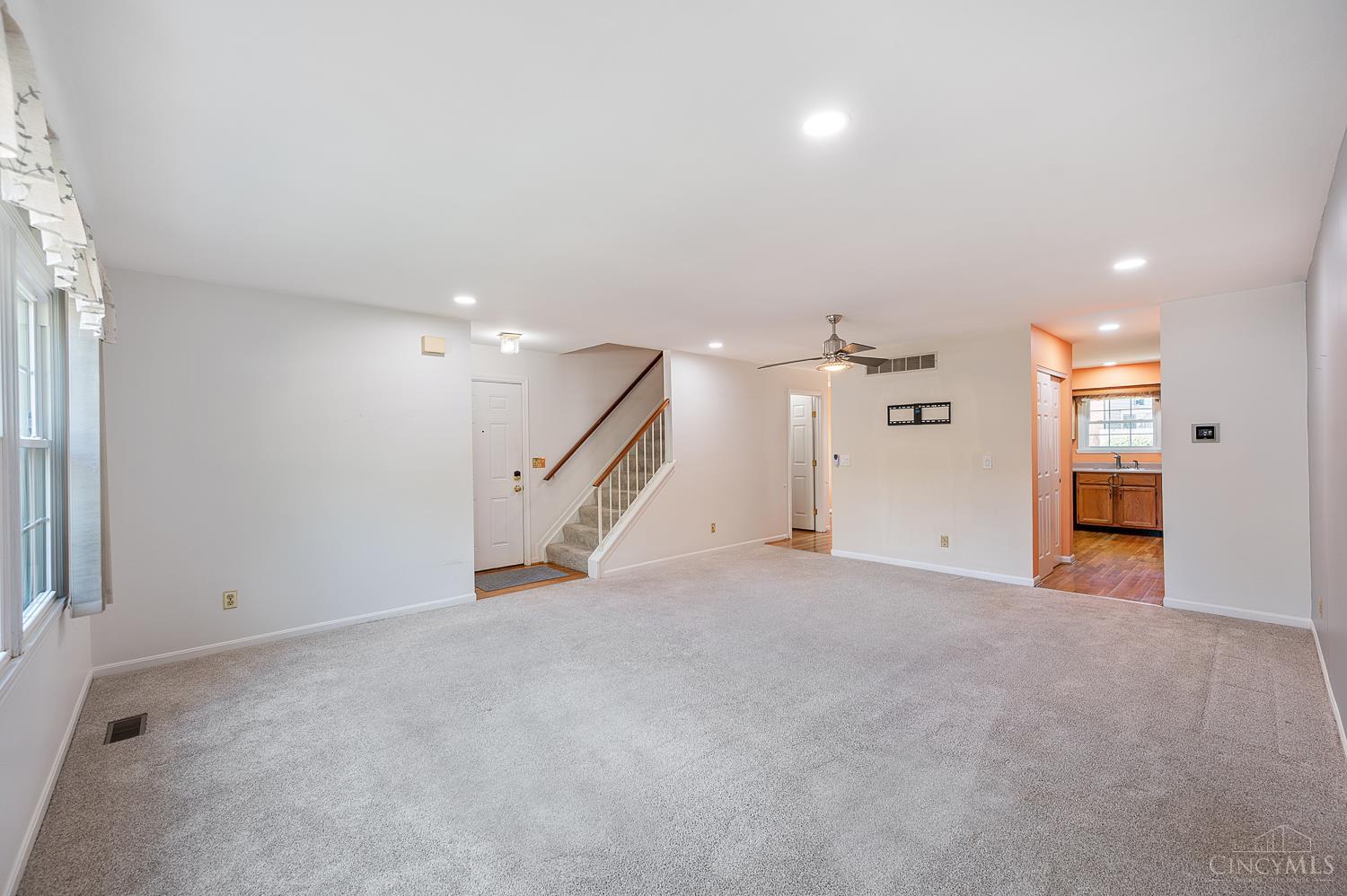 9141 Dominion Circle