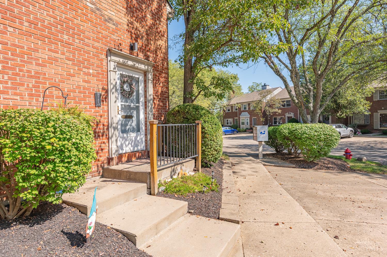 9141 Dominion Circle