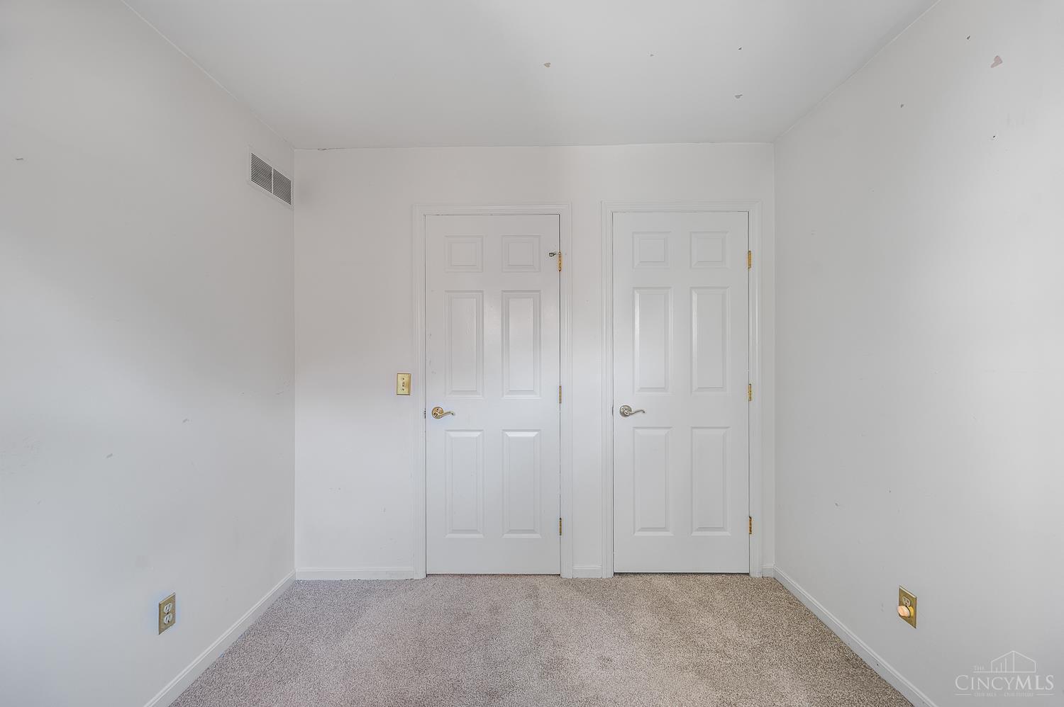 9141 Dominion Circle