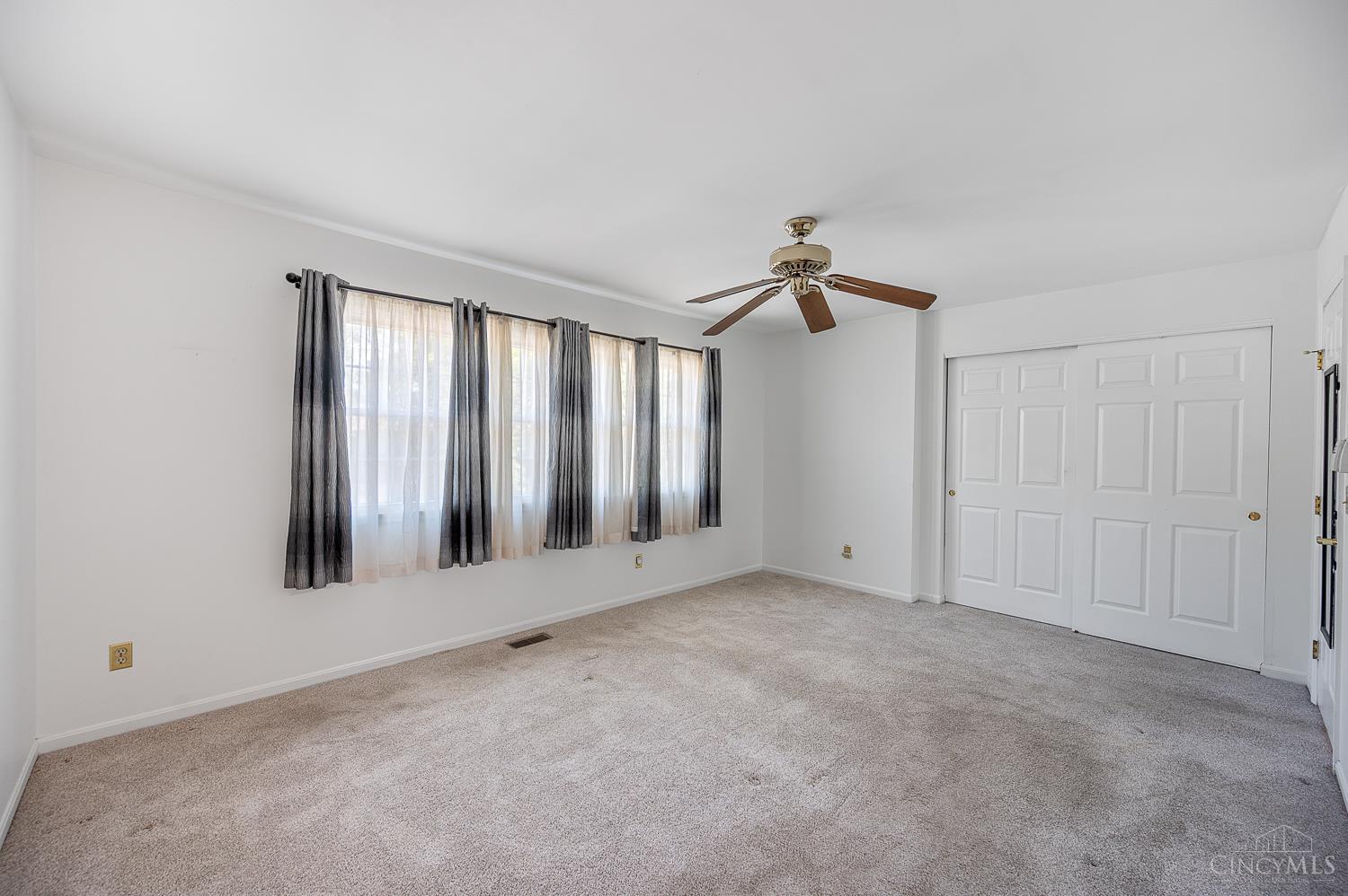 9141 Dominion Circle