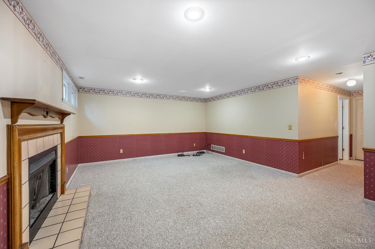 9141 Dominion Circle