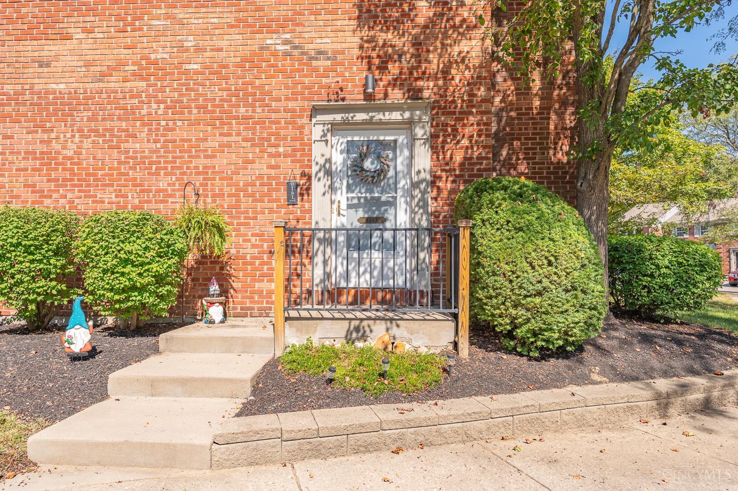 9141 Dominion Circle