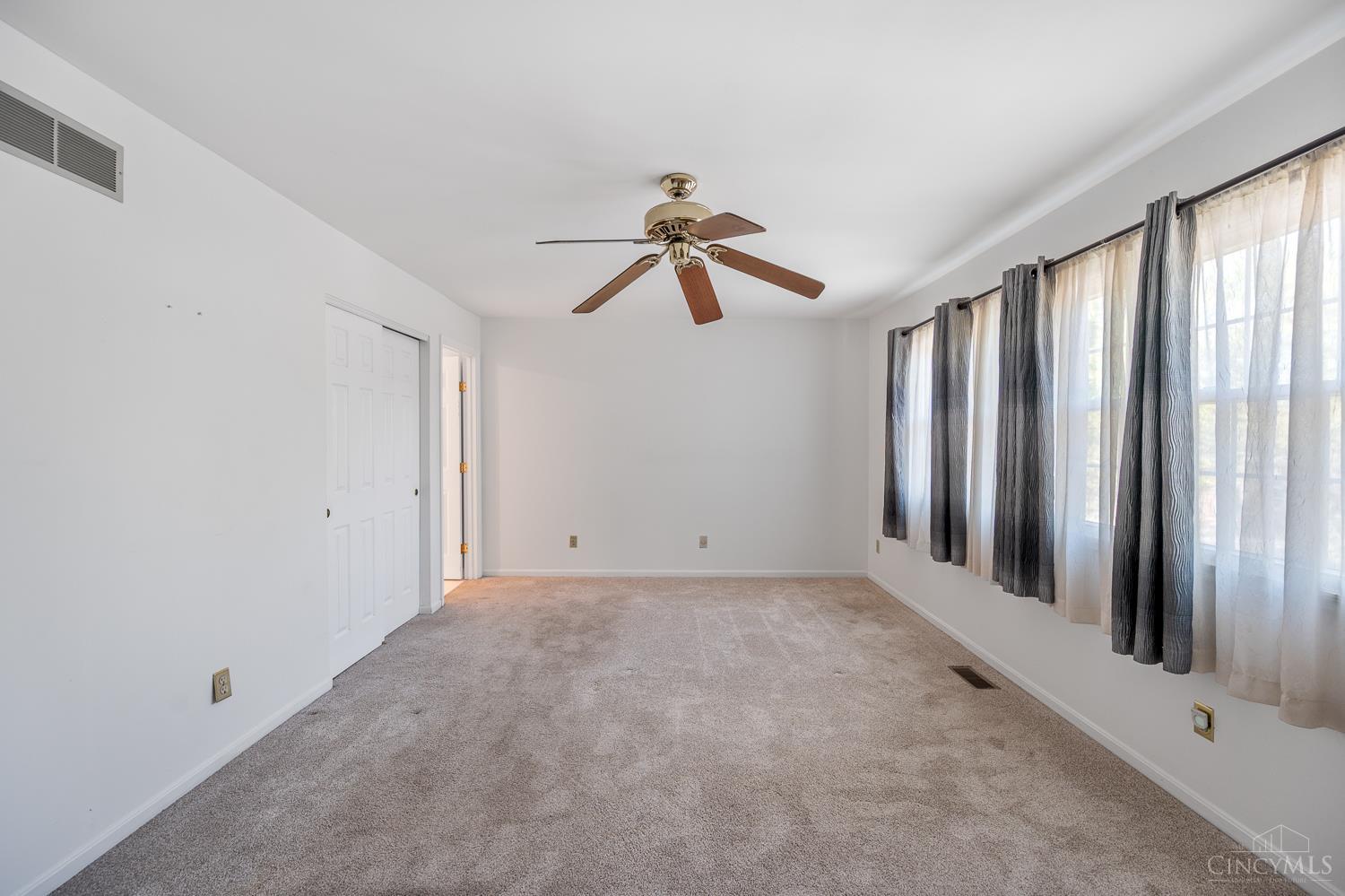 9141 Dominion Circle