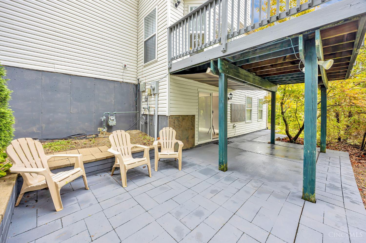 935 Pine Needle Place