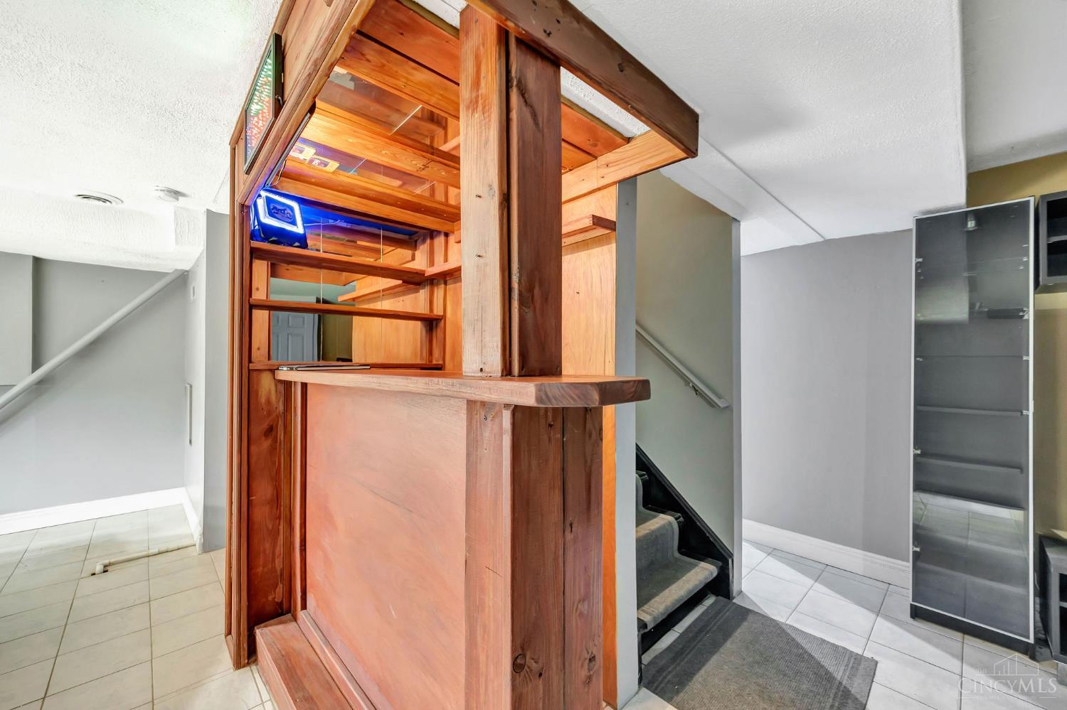 935 Pine Needle Place