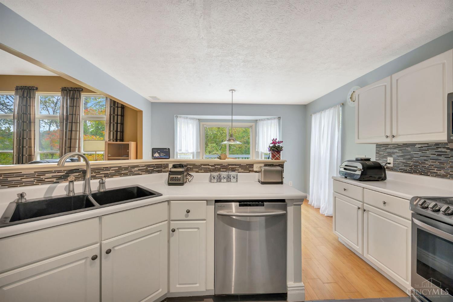 935 Pine Needle Place