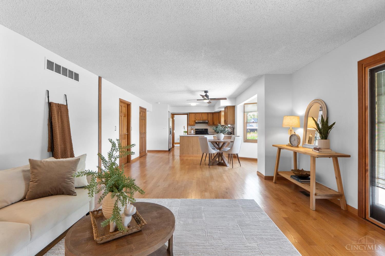 7397 Chateauguay Drive