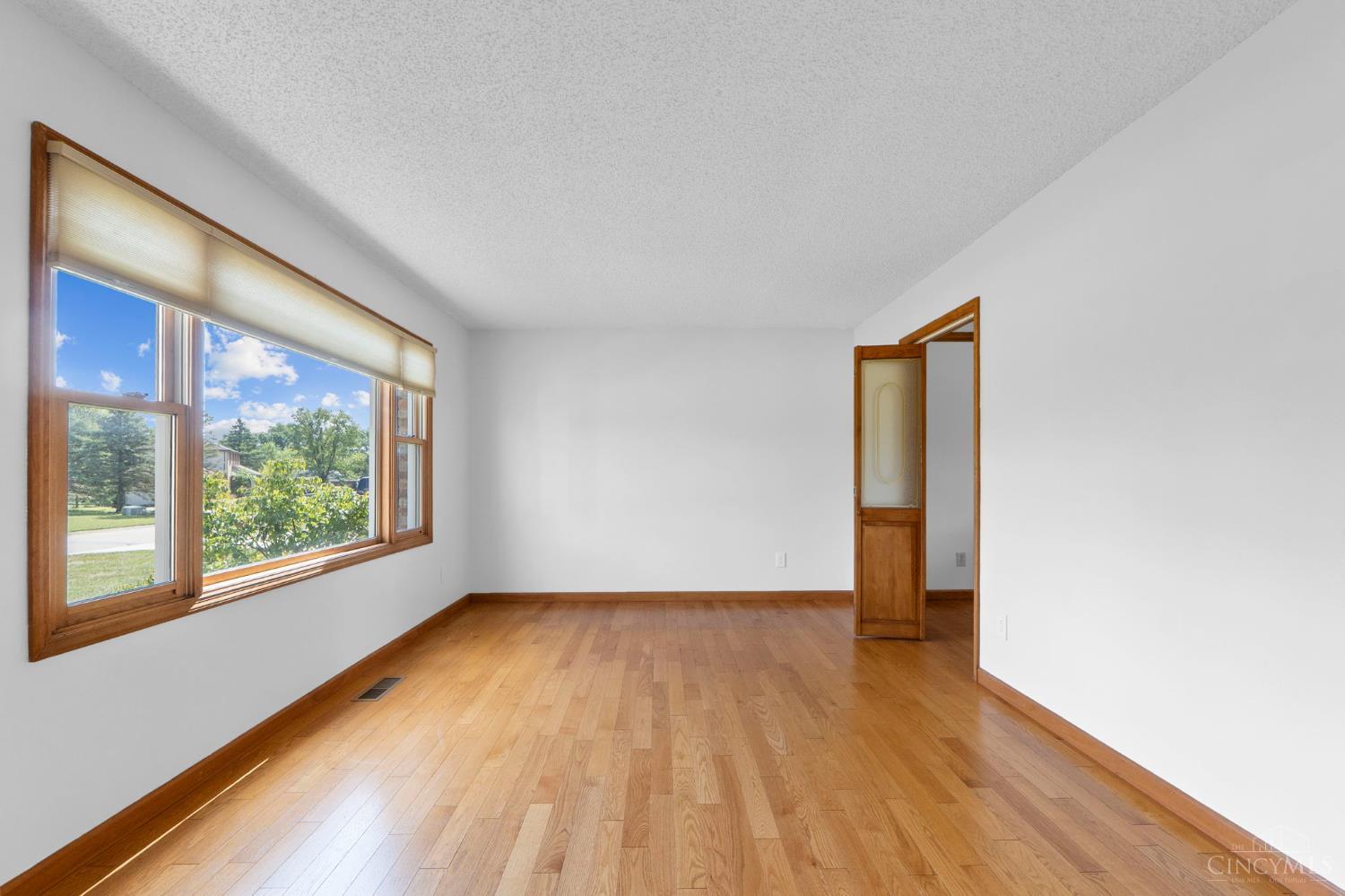 7397 Chateauguay Drive