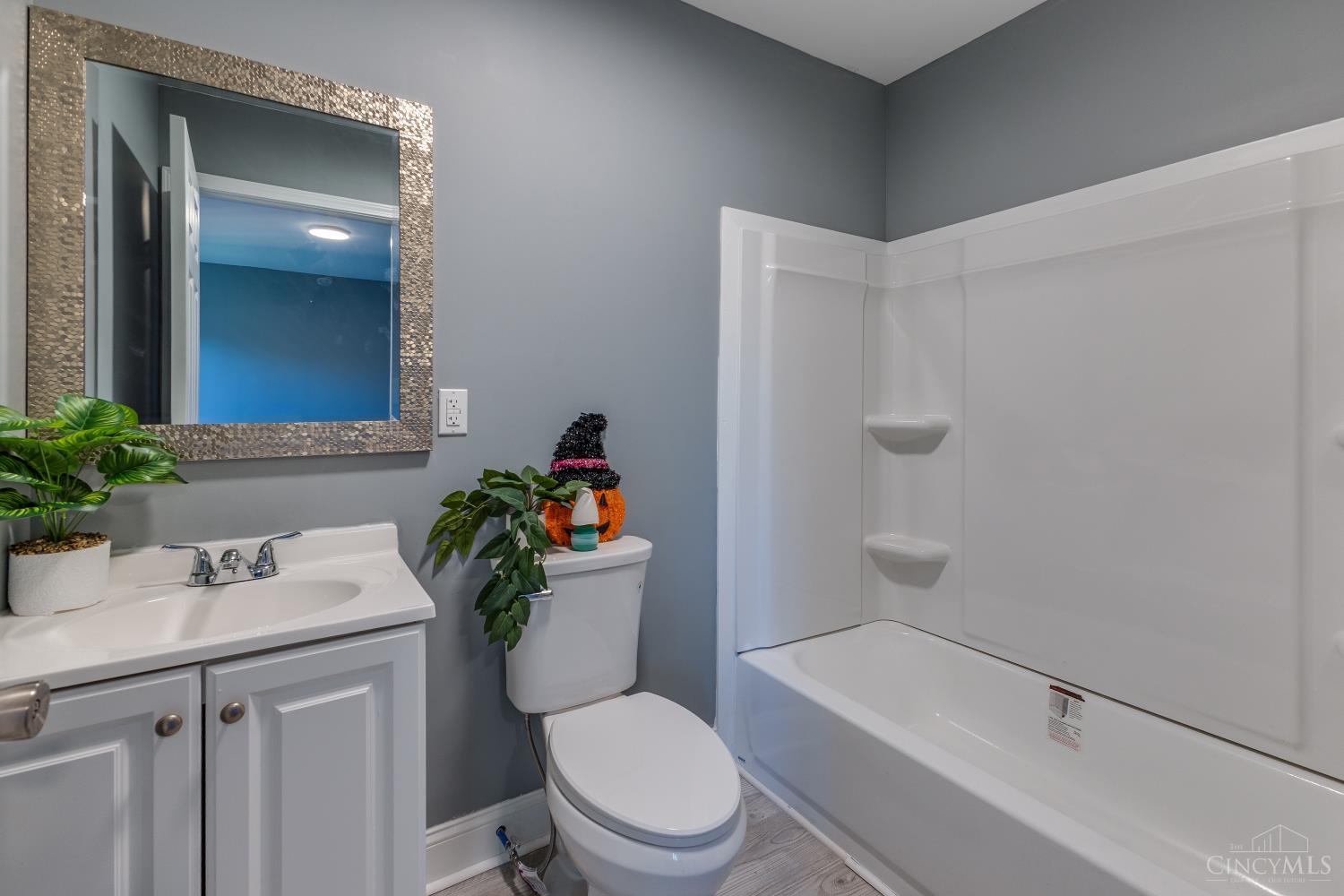 2121 Roosevelt Boulevard