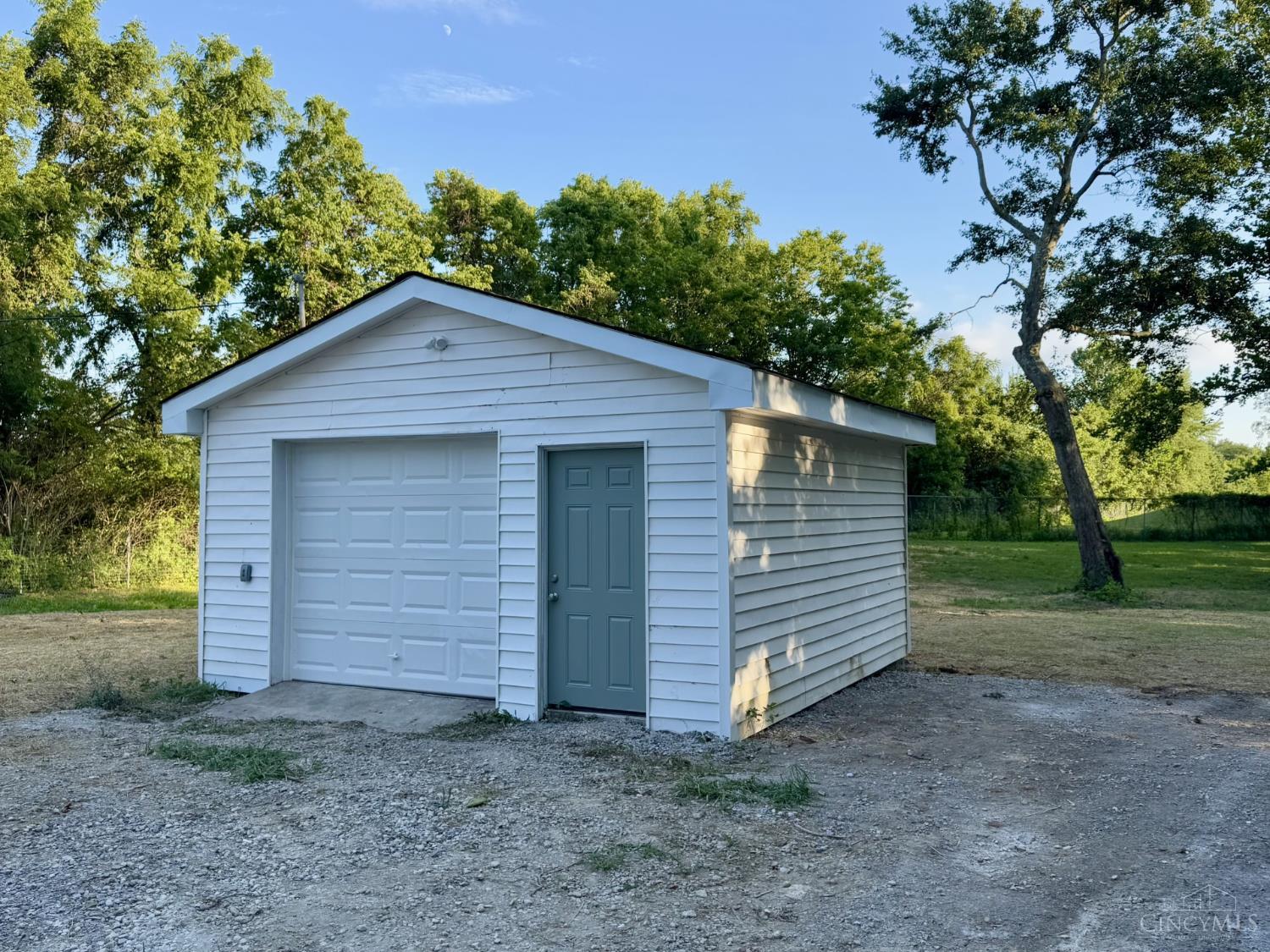 2363 Crane Schoolhouse Road