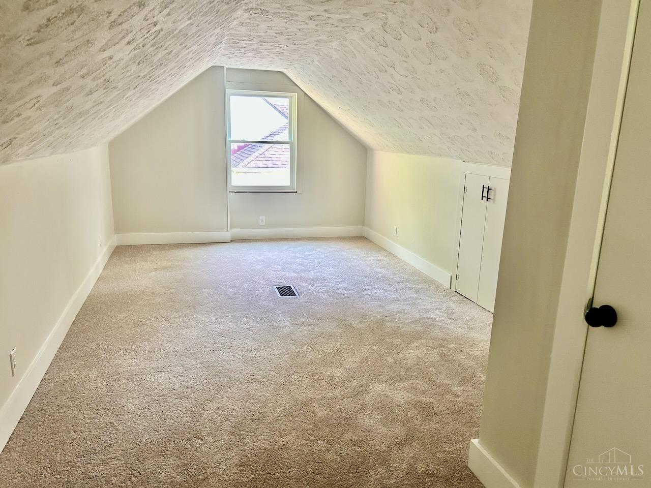 1280 Brushwood Avenue