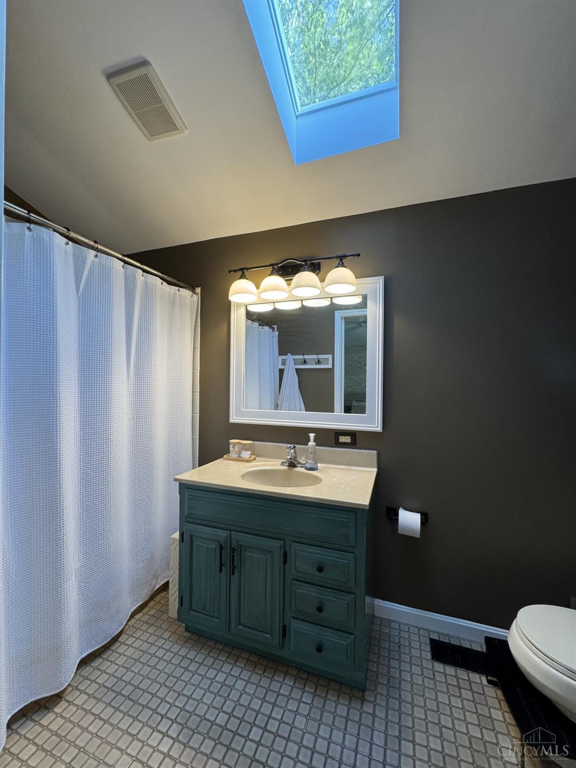 118 Western Ridge Drive