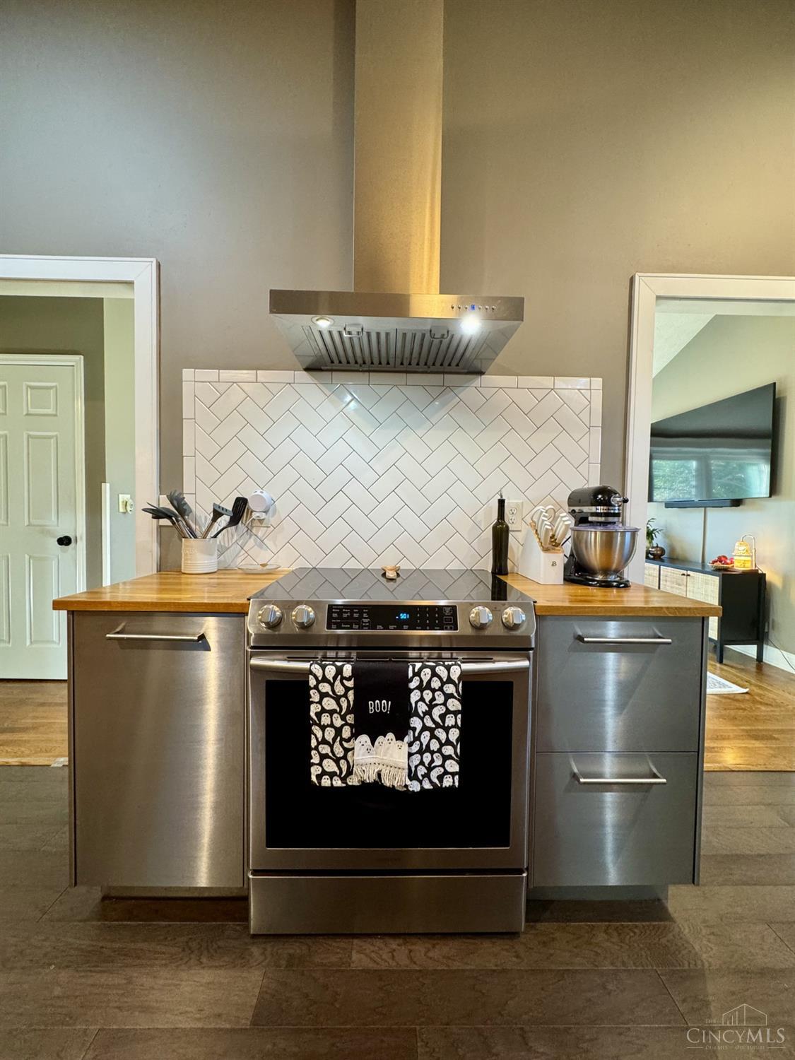 118 Western Ridge Drive