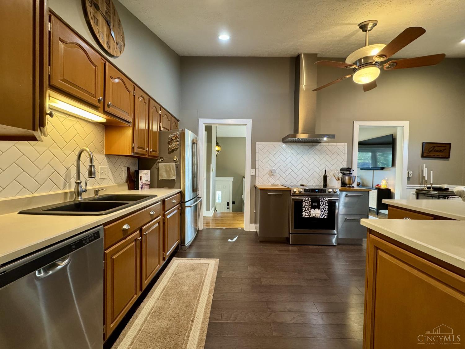 118 Western Ridge Drive