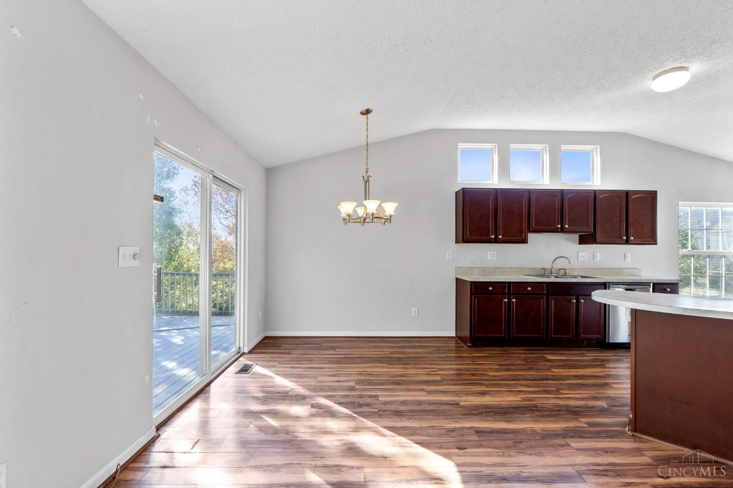 3299 Sycamore Woods Lane