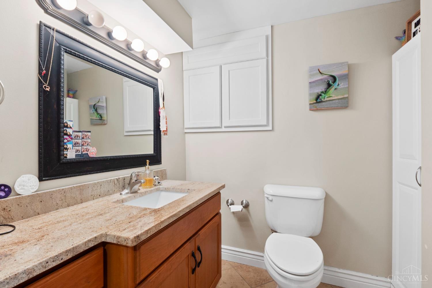 5241 Hamilton Mason Road