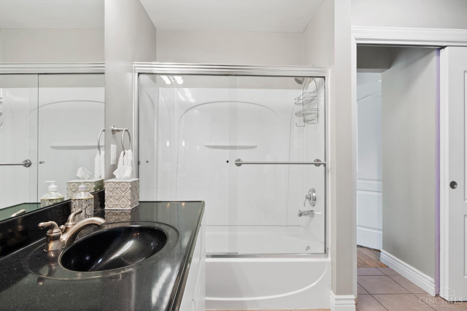 5241 Hamilton Mason Road