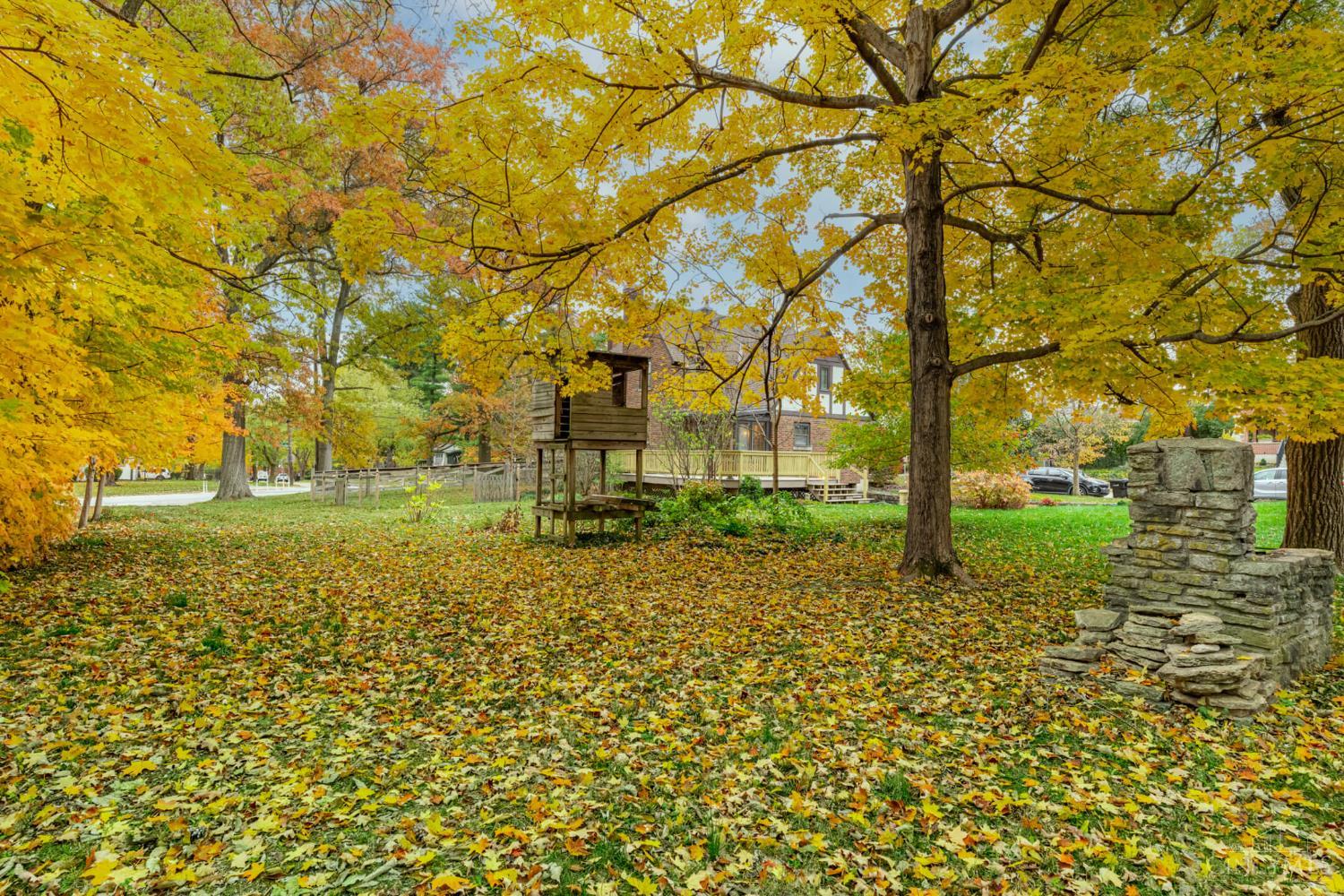 6401 Hamilton Avenue