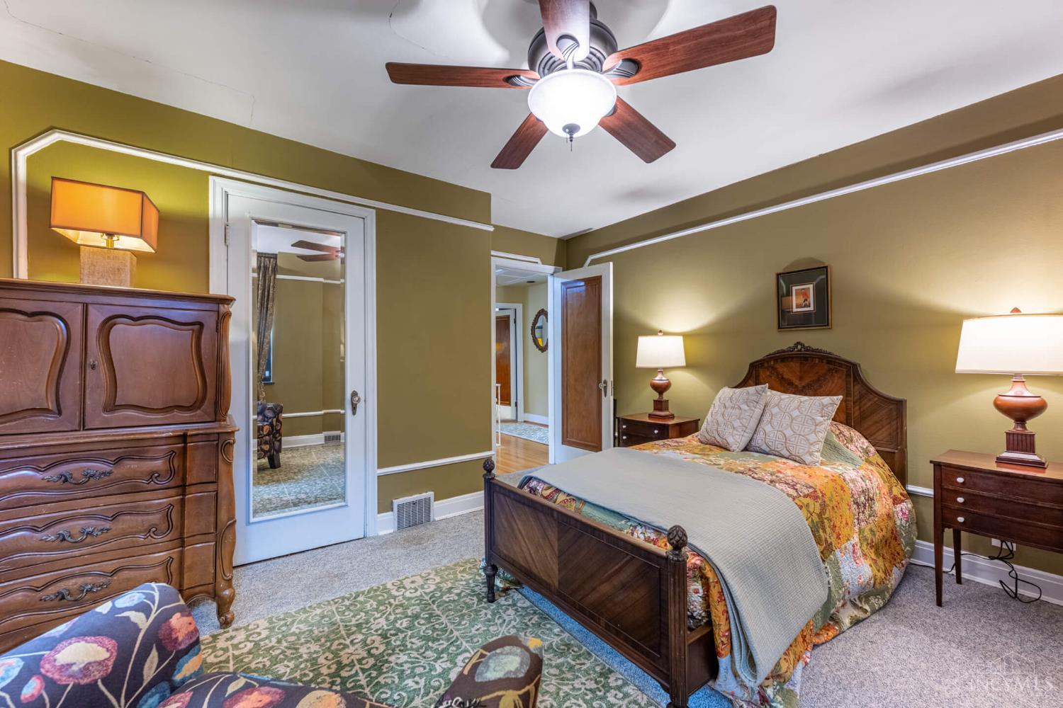 6401 Hamilton Avenue