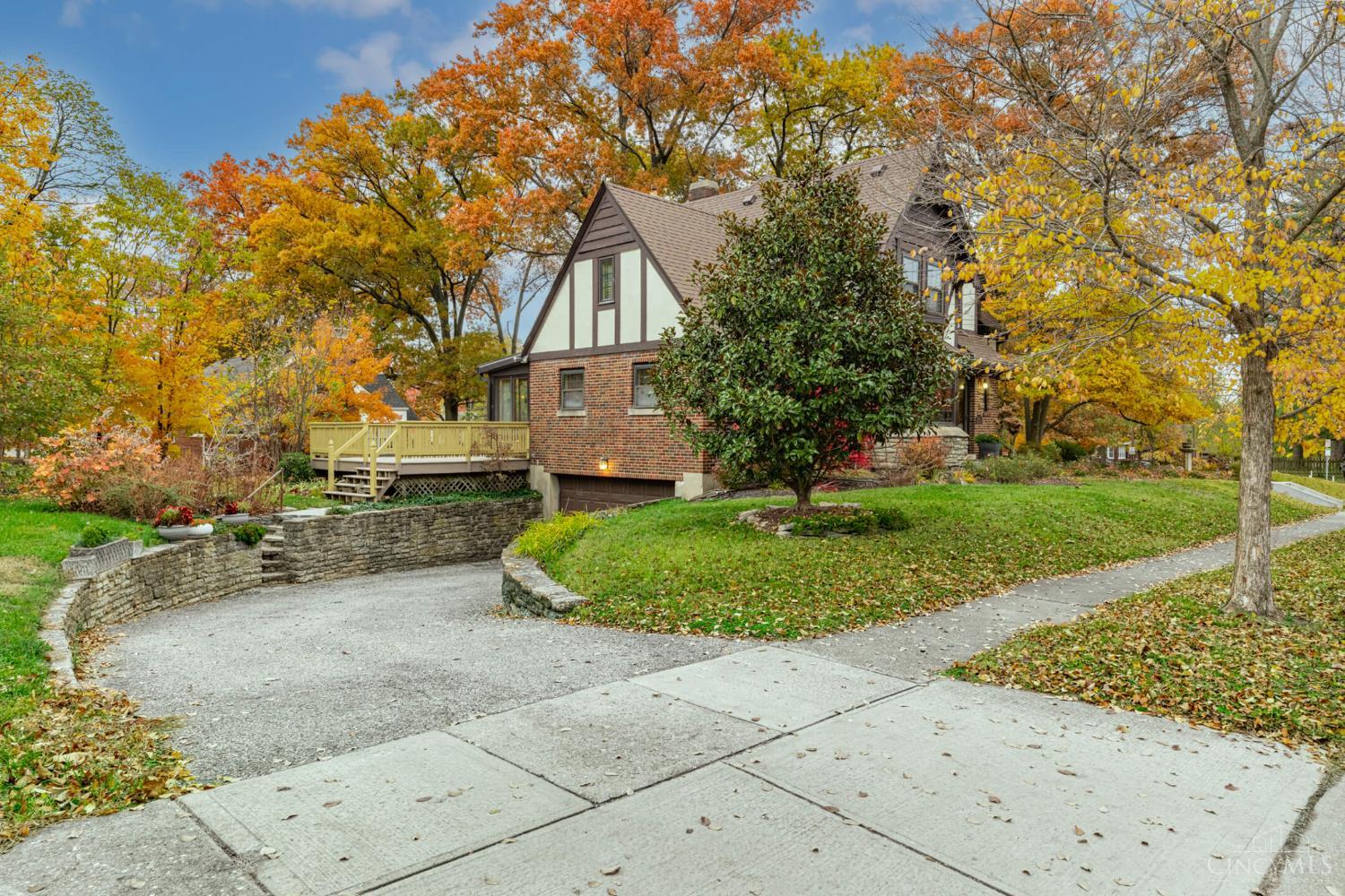 6401 Hamilton Avenue