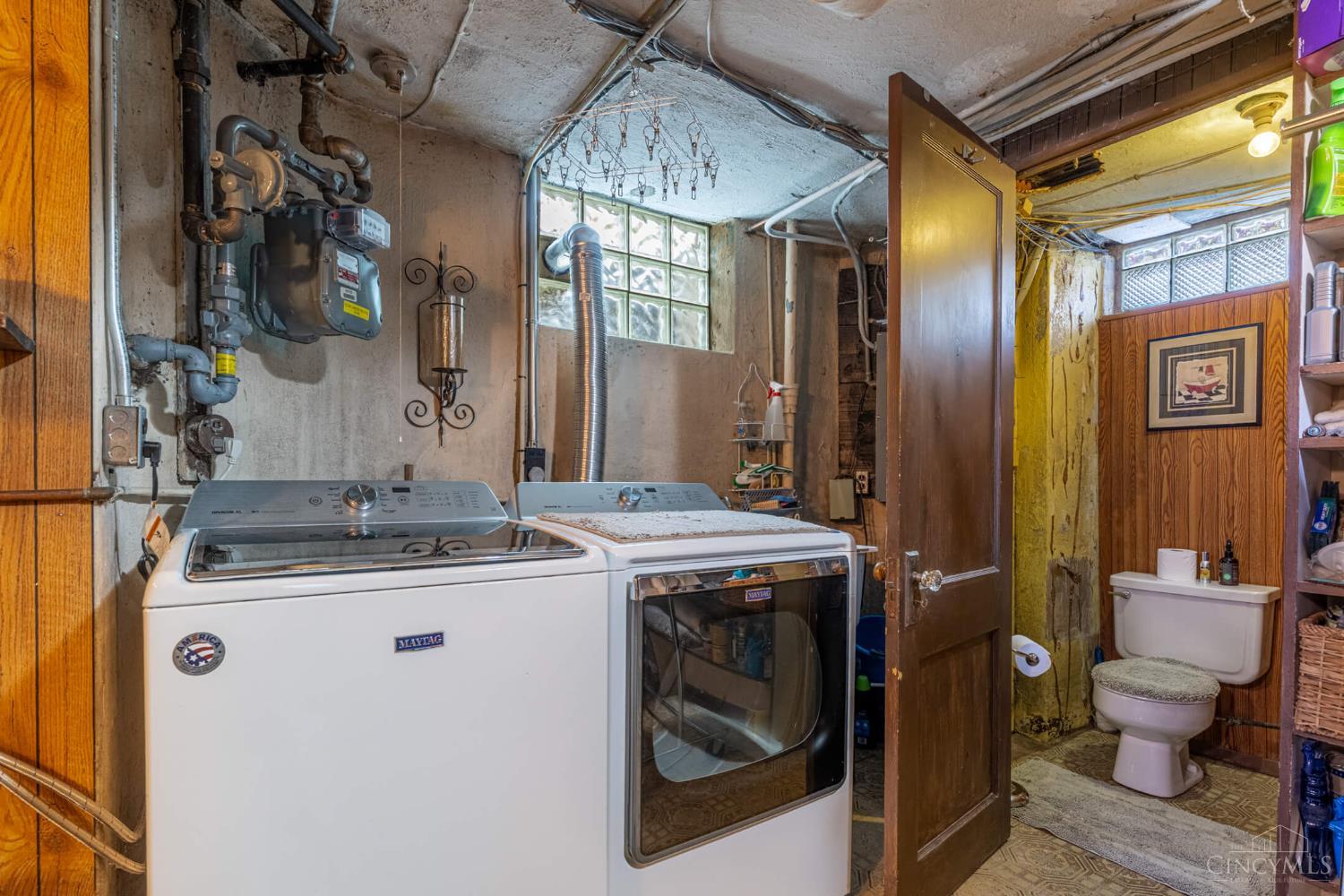 6401 Hamilton Avenue