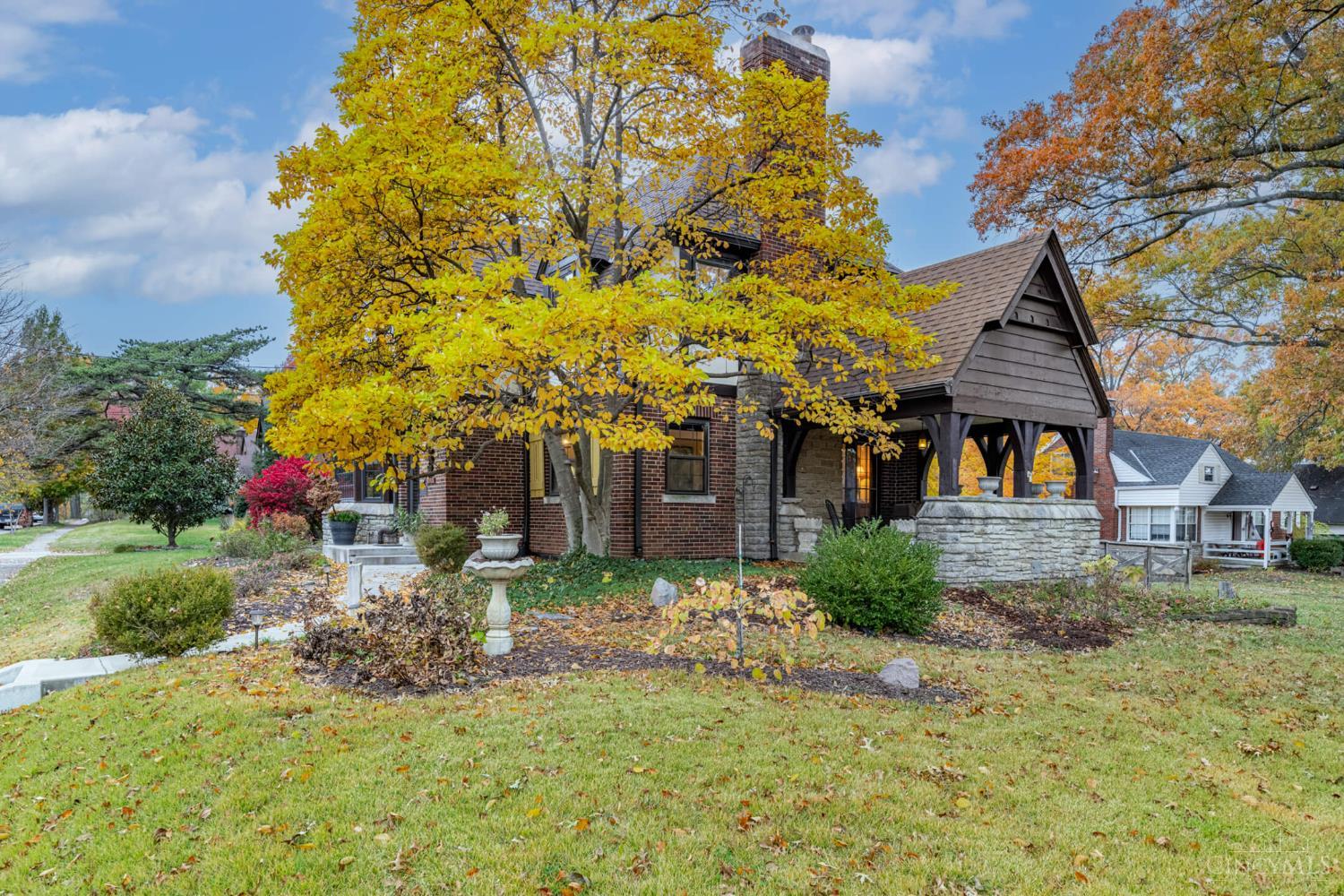 6401 Hamilton Avenue