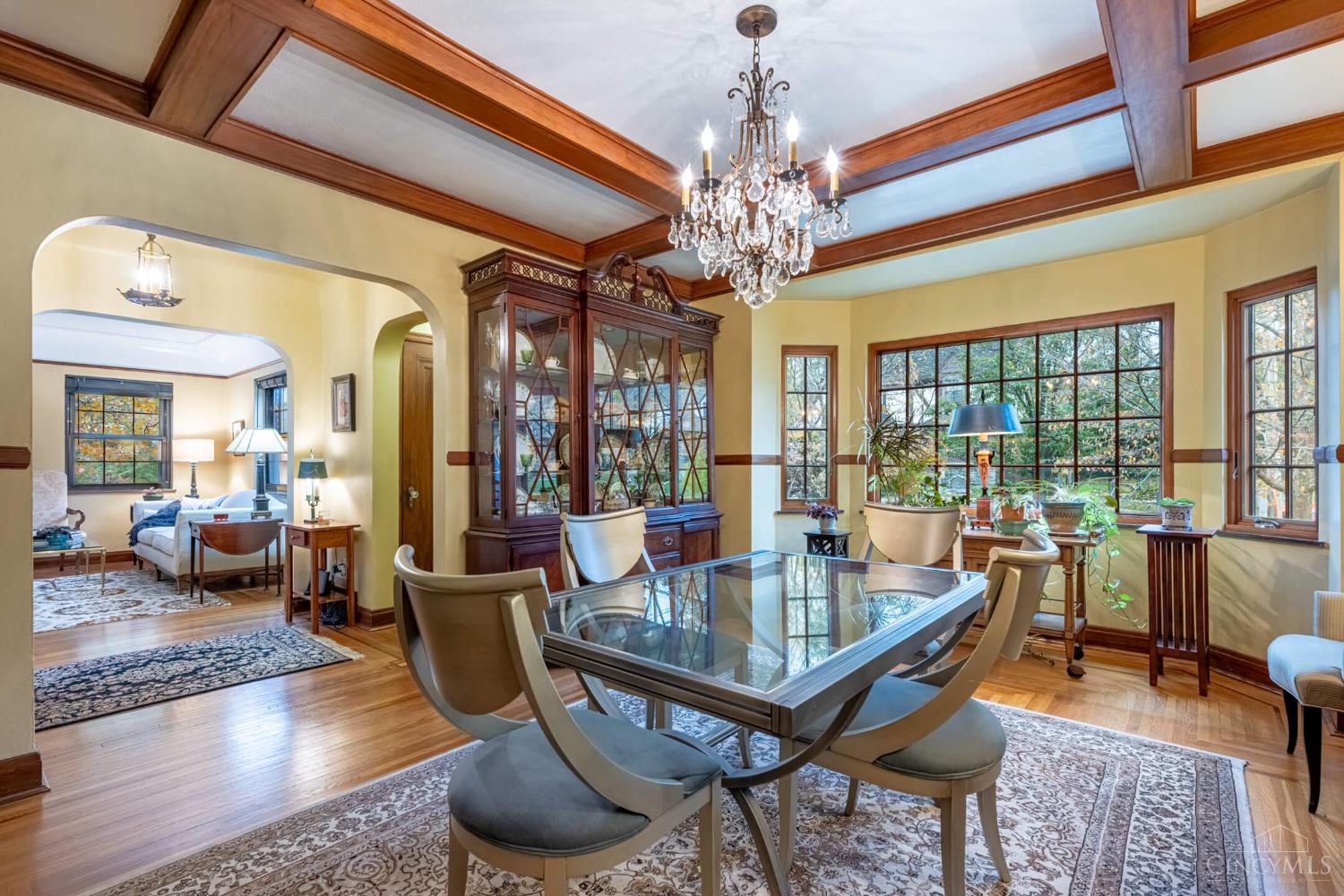 6401 Hamilton Avenue