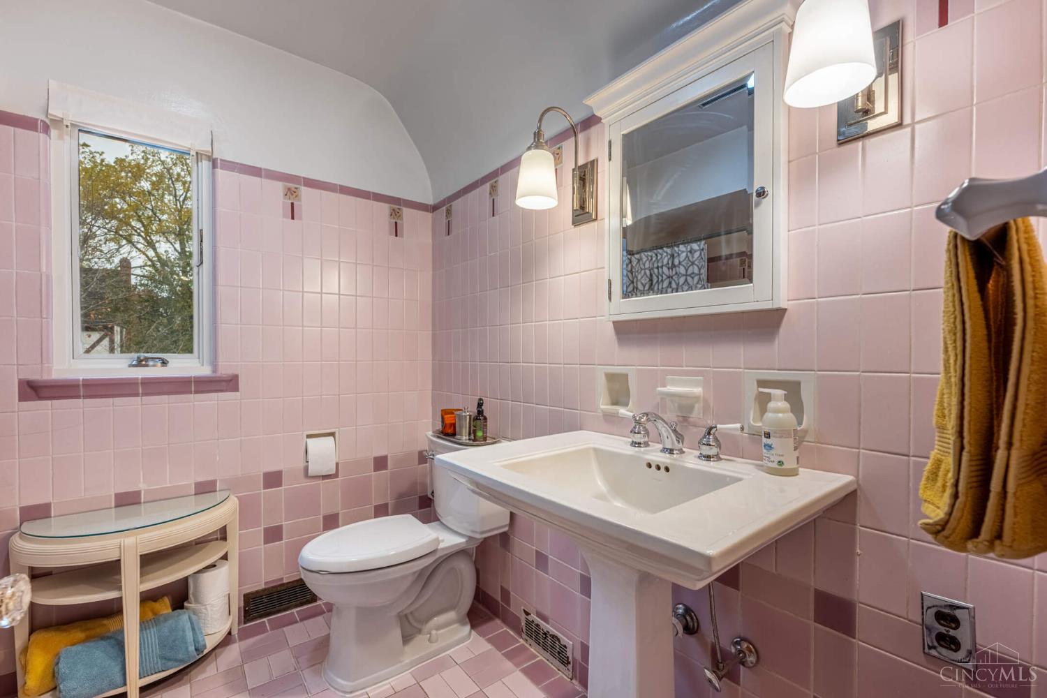 6401 Hamilton Avenue