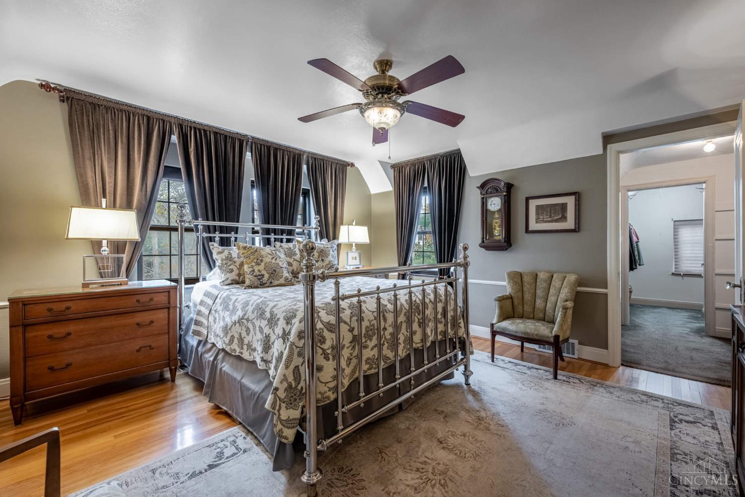 6401 Hamilton Avenue