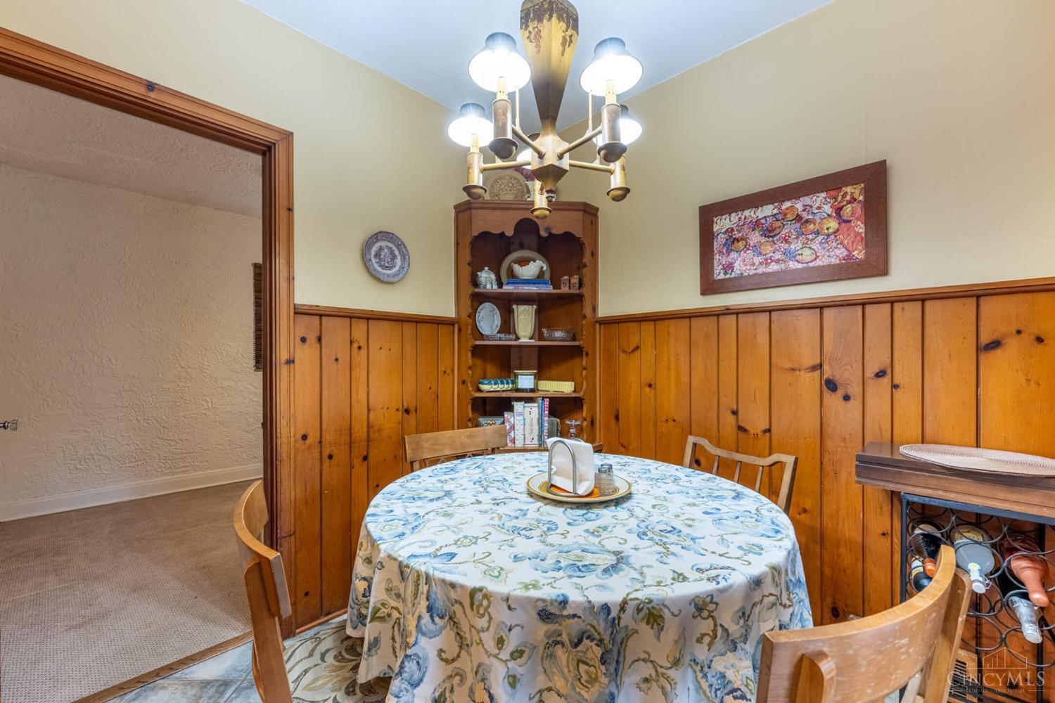 6401 Hamilton Avenue